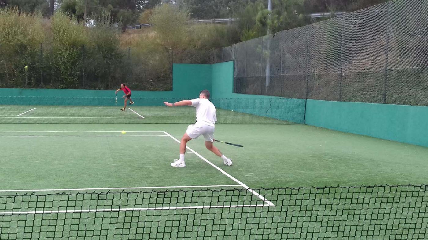 O equipo +35 de tenis da Universidade de Vigo foi derrotado no seu enfrontamento co Tenis Cangas