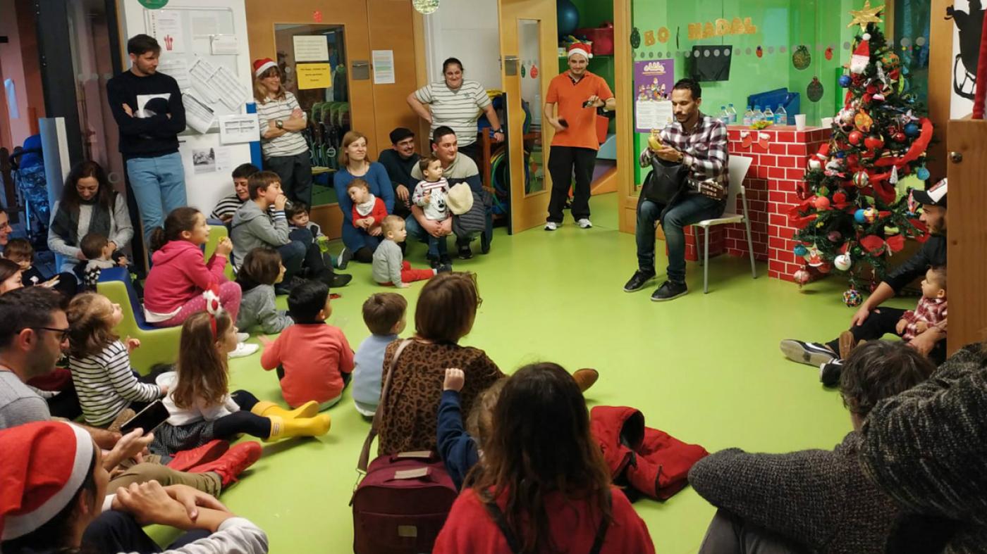 A Escola Infantil recibe ao personaxe máis popular do Nadal