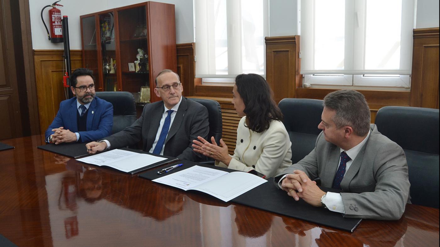 Universidade de Vigo e Concello de Marín asinan un convenio de colaboración para coordinar esforzos 