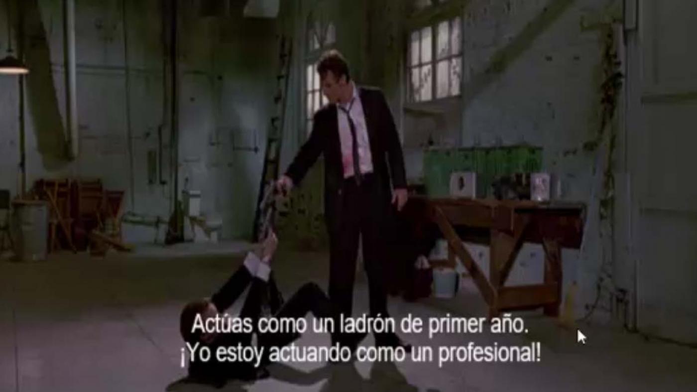 Exemplo de 'cegueira por subtitulado' na que os subtítulos se situán na parte da pantalla onde está a acción principal 