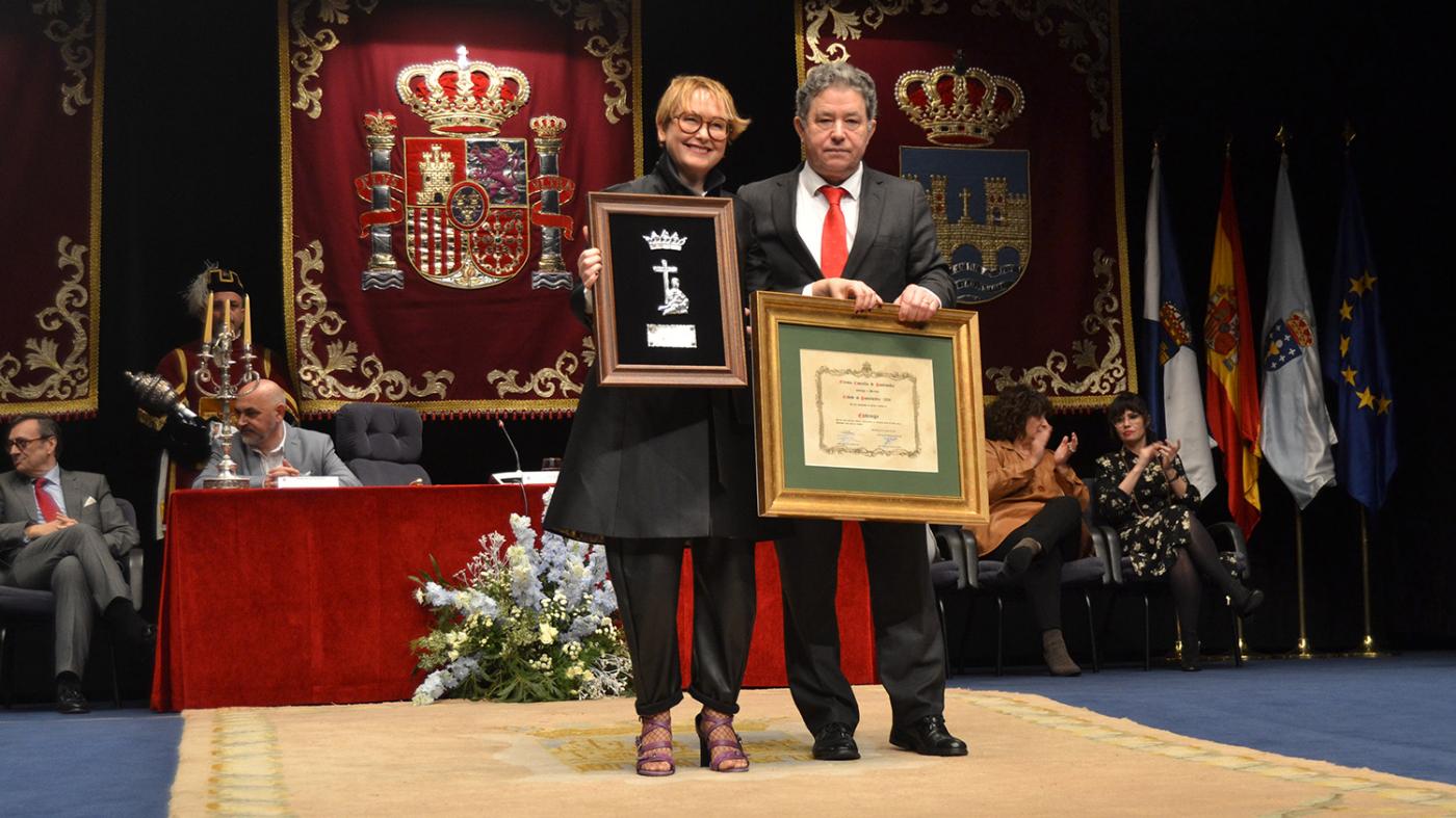 Esdemga recibe o premio Cidade de Pontevedra como un impulso para seguir medrando 