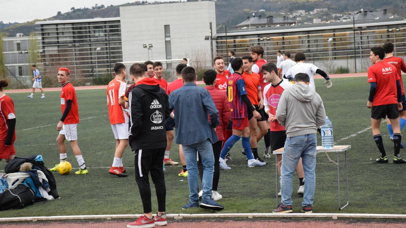 A fase final das ligas da Universidade de Vigo reúne en Ourense a máis de 250 deportistas