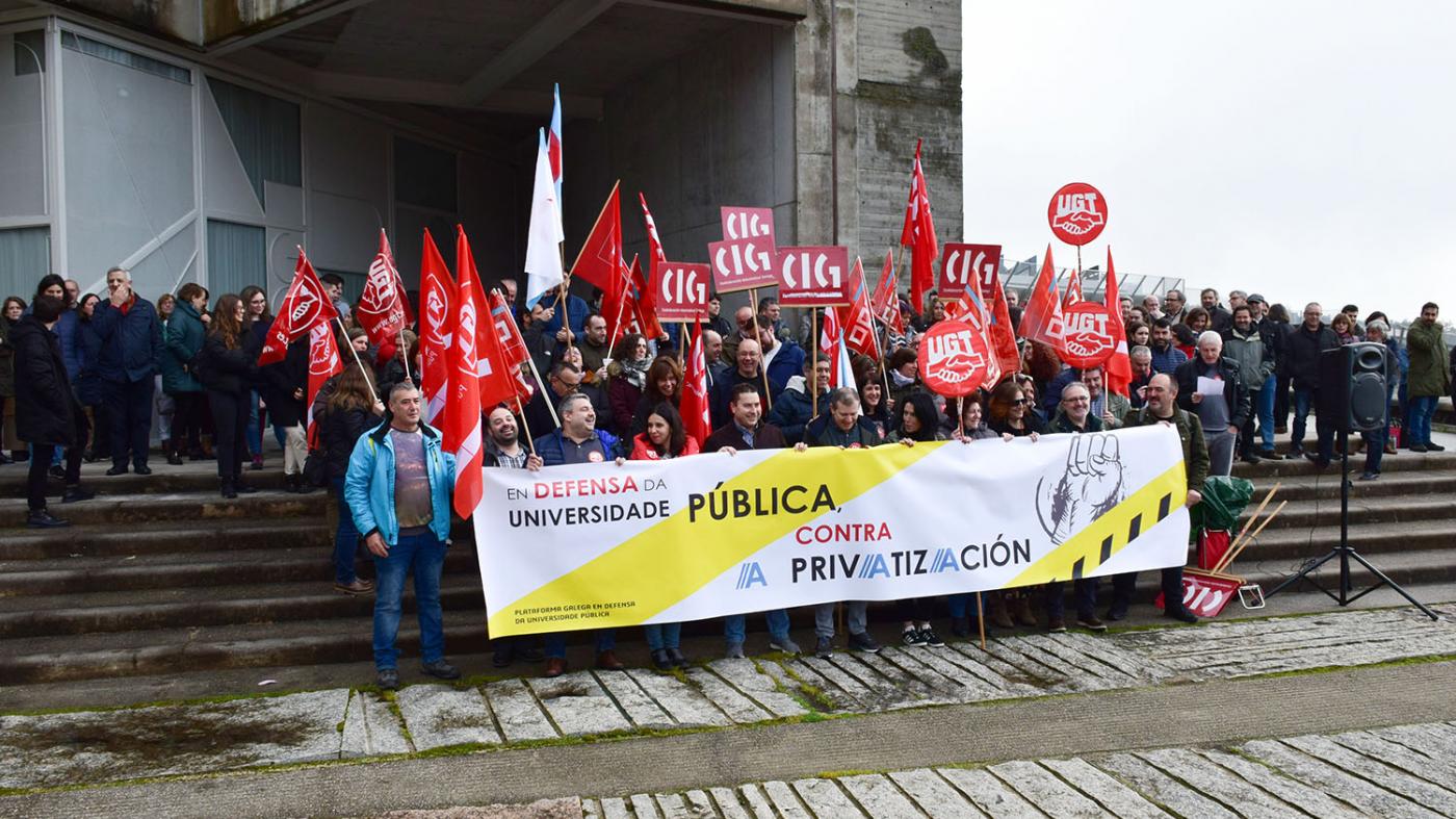 Os campus únense na defensa dunha universidade “pública e galega”