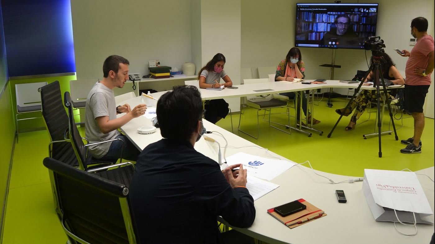 Universidade e Concello de Pontevedra alíanse para xerar novas e novos galegofalantes no campus