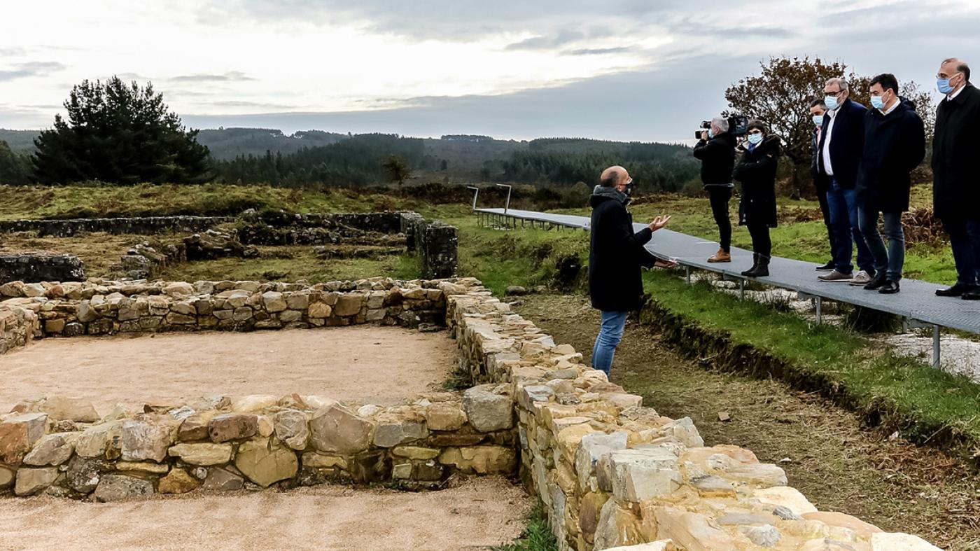 A escavación arqueolóxica na Ciadella permite determinar as fases de ocupación deste campamento militar romano