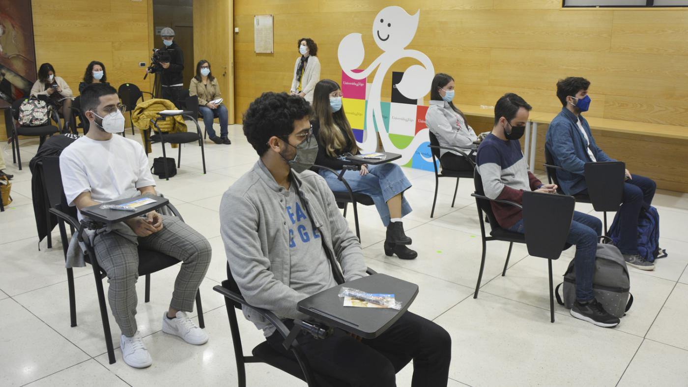 O campus de Ourense suma oito estudantes de mestrado “excelentes” procedentes do estranxeiro