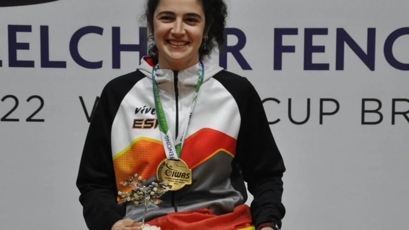 Judith Rodríguez, campioa de España e da Copa do Mundo 2022 en esgrima adaptada 