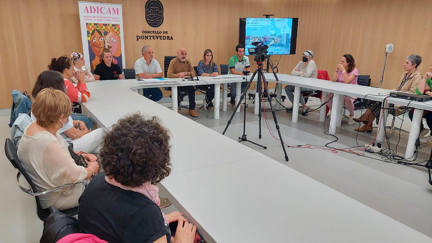 Fisioterapia colabora na primeira participación dun grupo de galegas diagnosticadas con cancro de mama na Copa de España de Barco Dragón