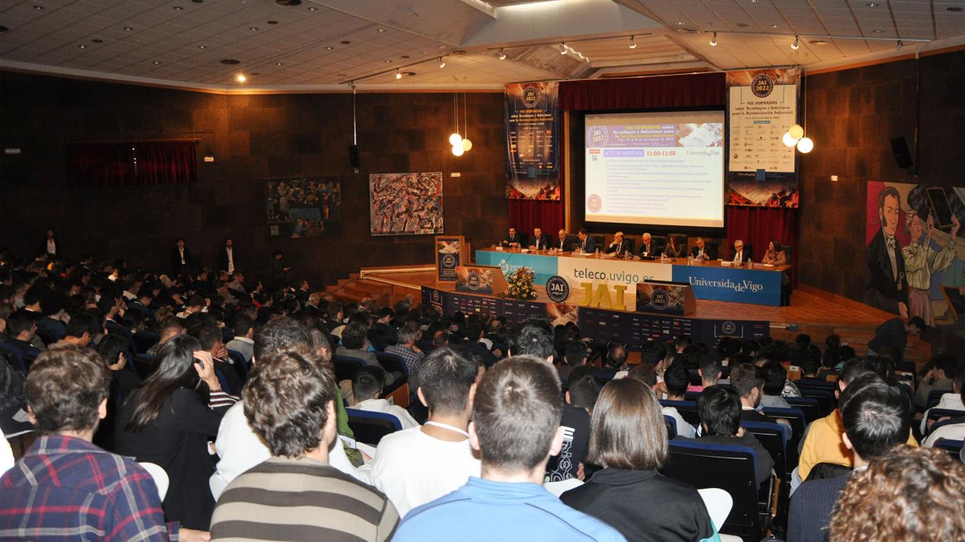 A apertura das xornadas levouse a cabo no salón de actos da Escola de Enxeñaría de Telecomunicación