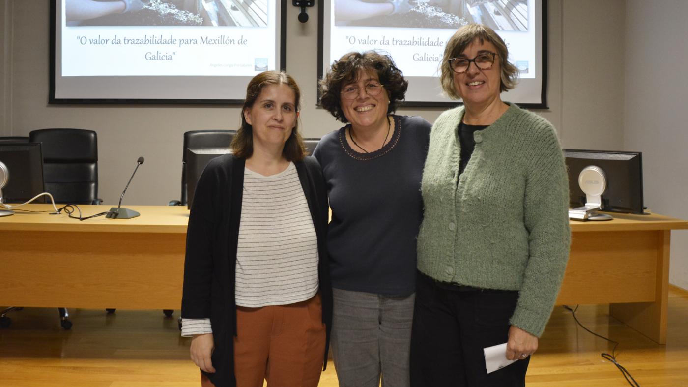 Alumnado de Ciencias coñece a importancia do sector do mexillón de Galicia 