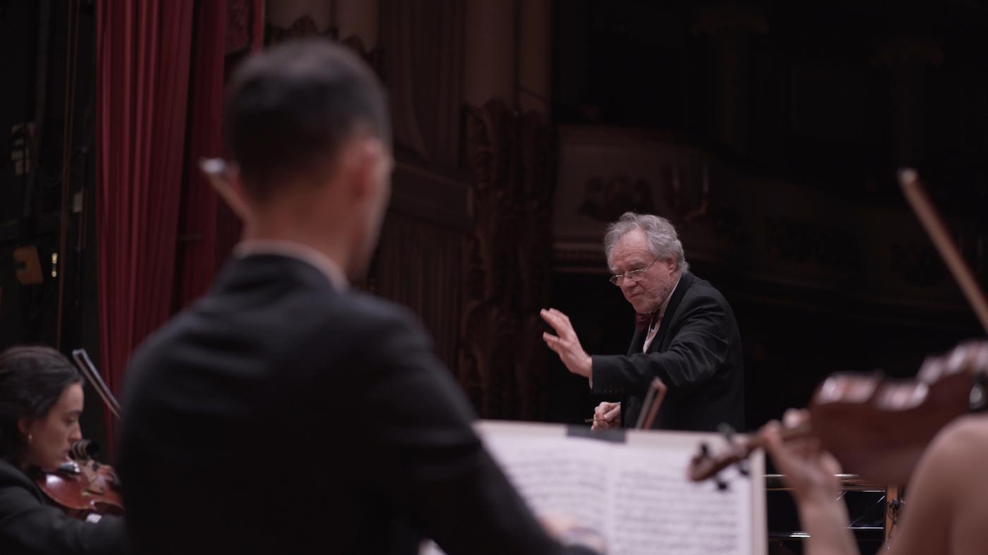 A Orquestra clásica de Vigo inaugurou o Nadal universitario
