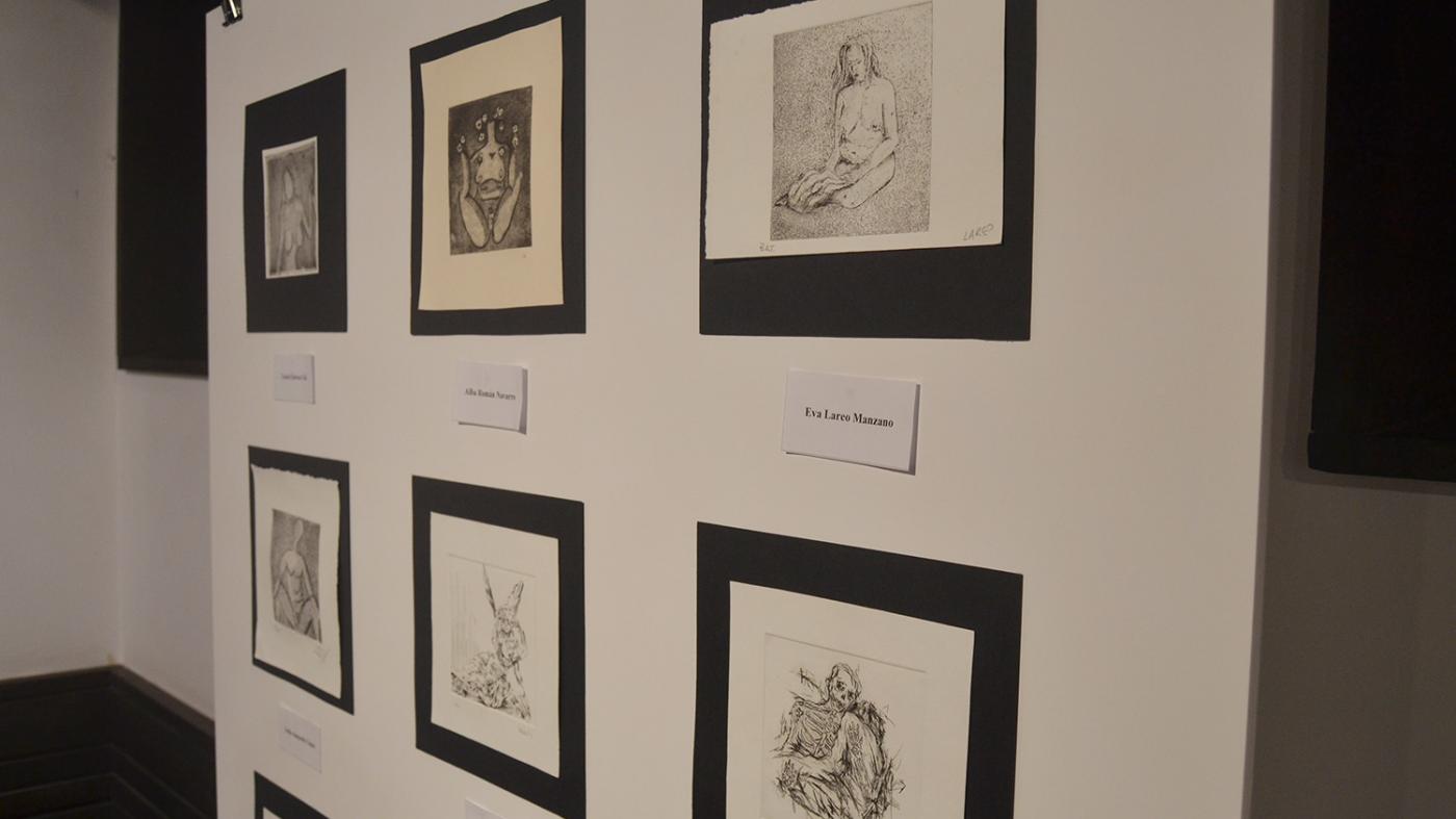 Dúas exposicións reúnen as exploracións sobre pintura e gravado do alumnado de Belas Artes
