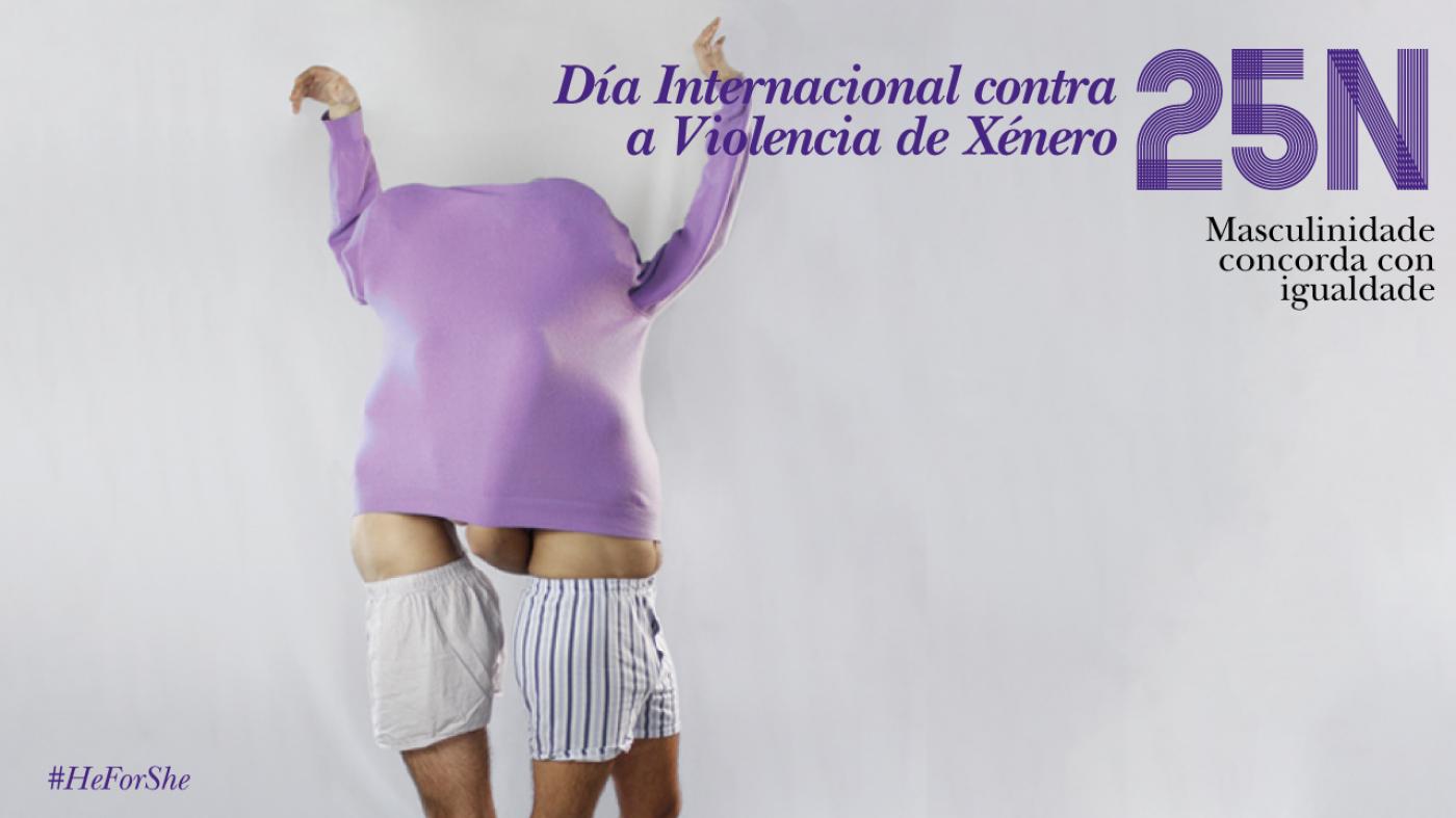 Imaxe de dous homes metidos nun xersei lila para difundir o Día Internacional contra a Violencia de Xénero
