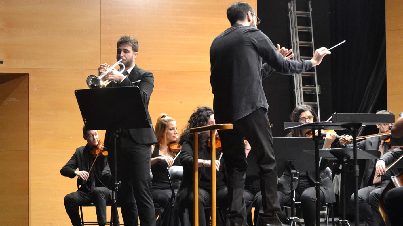 O trompetista Rubén Simeó coa Orquestra Sinfónica Vigo 430