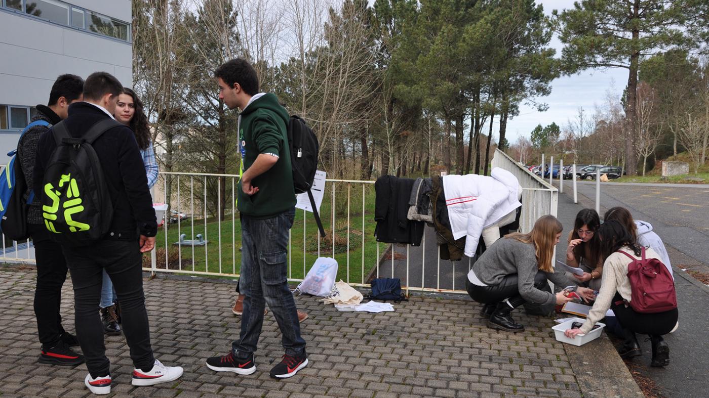 180 de estudantes de institutos de Pontevedra e Ourense participan na undécima edición da Olimpíada de Xeoloxía