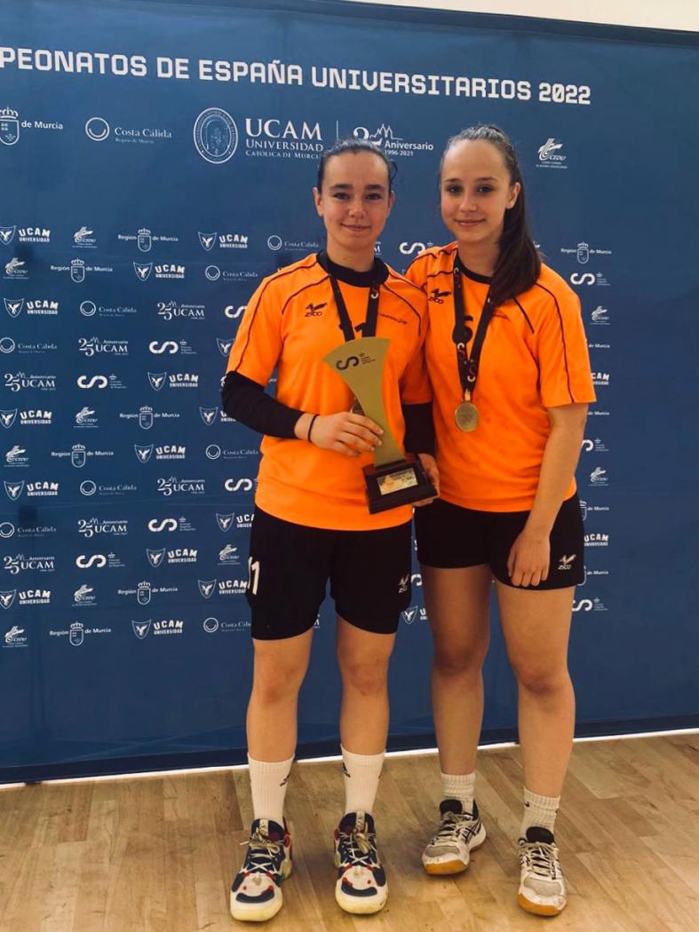 O equipo feminino de balonmán da UVigo proclámase campión de España universitario por terceira vez consecutiva