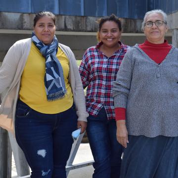 Coralia, Adolfina e Yeni: testemuños en primeira persoa de activistas ambientais hondureñas no campus 