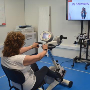 Fisioterapeutas do grupo HealthyFit estudan os efectos do exercicio de alta intensidade no deterioro cognitivo de persoas con párkinson