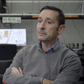 Un investigador de atlanTTic lidera un proxecto europeo para mellorar as comunicacións por satélite empregando a fotónica