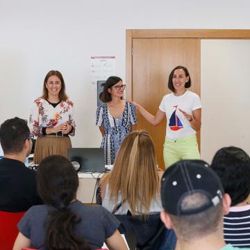 Bota a andar a sétima edición dos cursos de español para persoas inmigrantes con 50 participantes