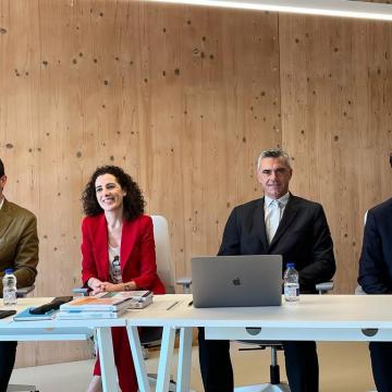 Especialistas de 12 países debaten en Vigo os principais desafíos xurídicos que supón a Intelixencia Artificial para a contratación pública 