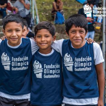 Unha tese explora os beneficios do deporte entre a mocidade en risco de exclusión de Guatemala