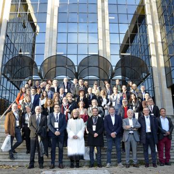 As máis de 70 facultades con estudos de economía e empresas de España reúnense en Ourense
