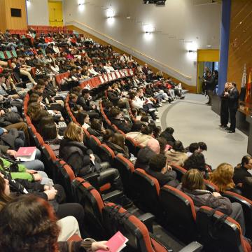 O campus de Ourense abre as súas portas a 400 estudantes preuniversitarios